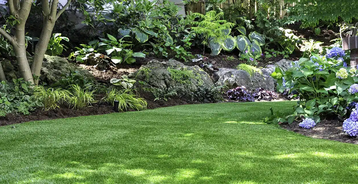Commercial artificial turf lounge area in Richardson, Texas